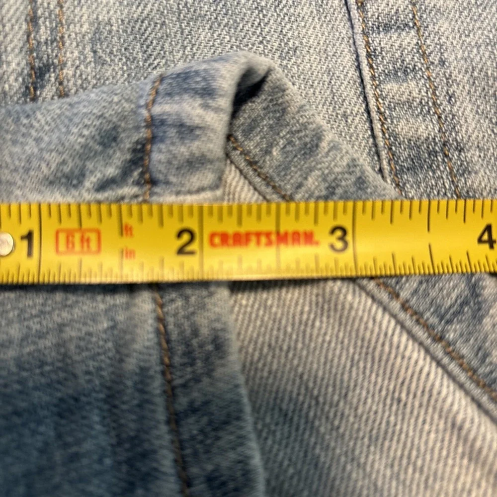 Younique Women's Blue Denim stretch Booty Jean Shorts Size 11